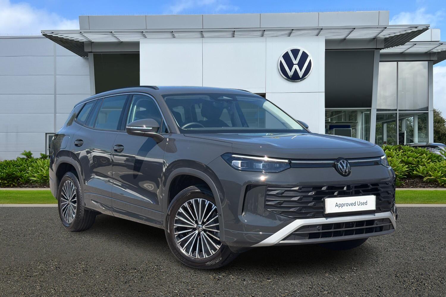 Main listing image - Volkswagen Tayron