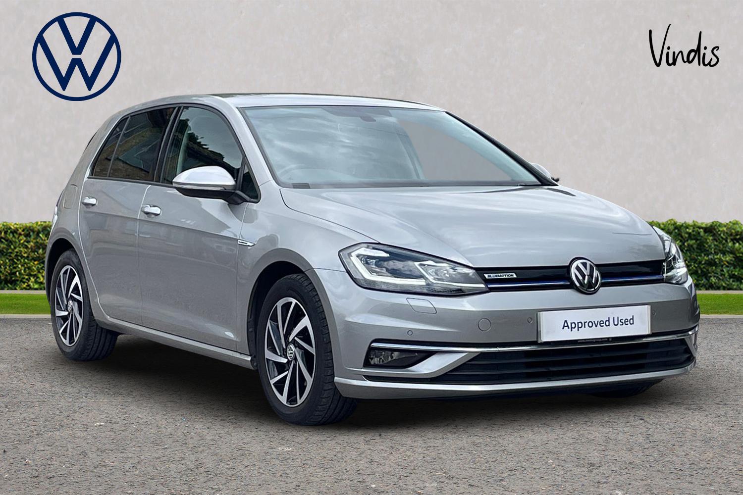Main listing image - Volkswagen Golf