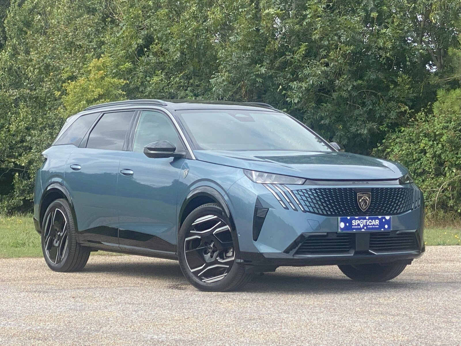Main listing image - Peugeot 5008