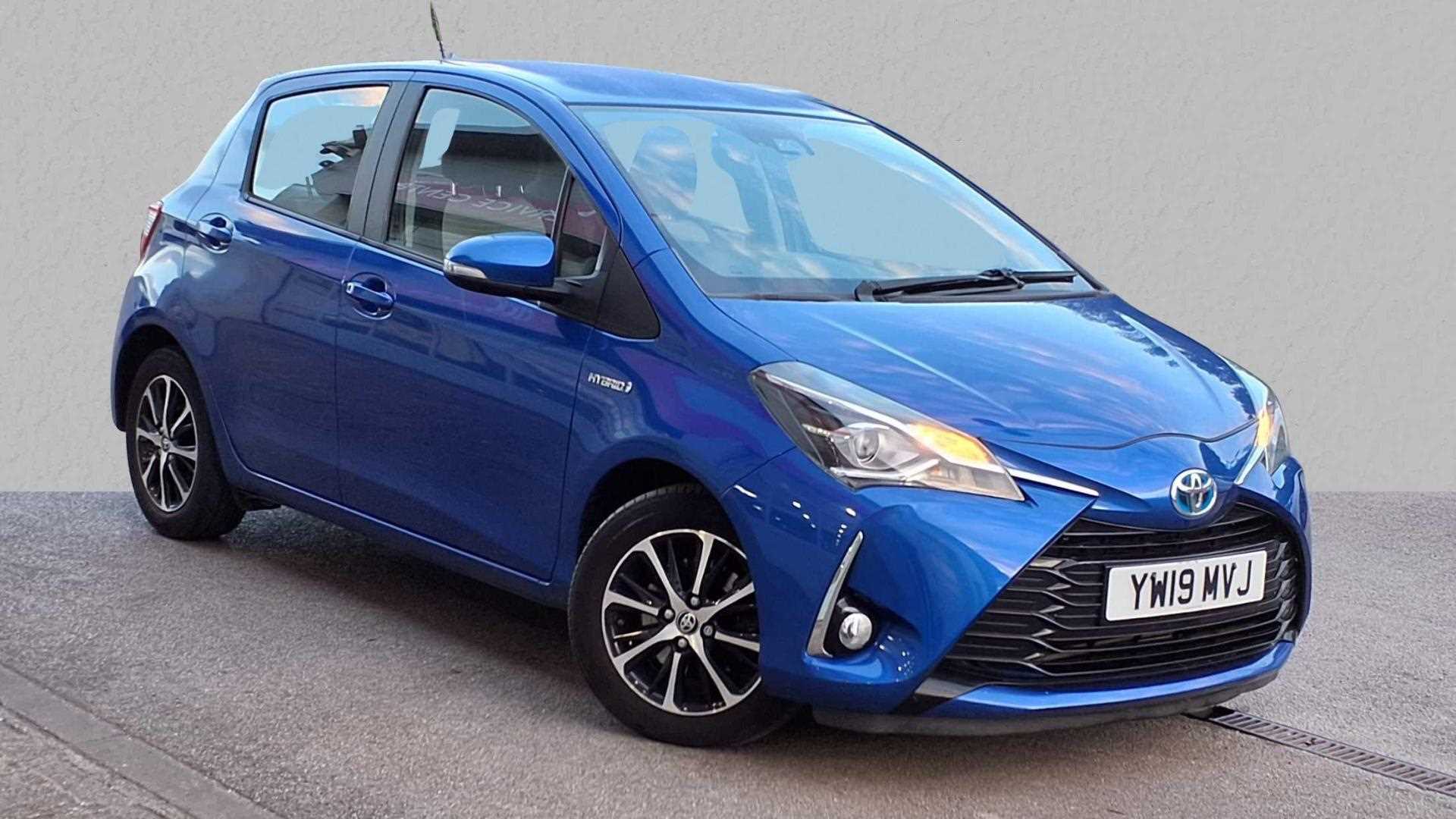 Main listing image - Toyota Yaris