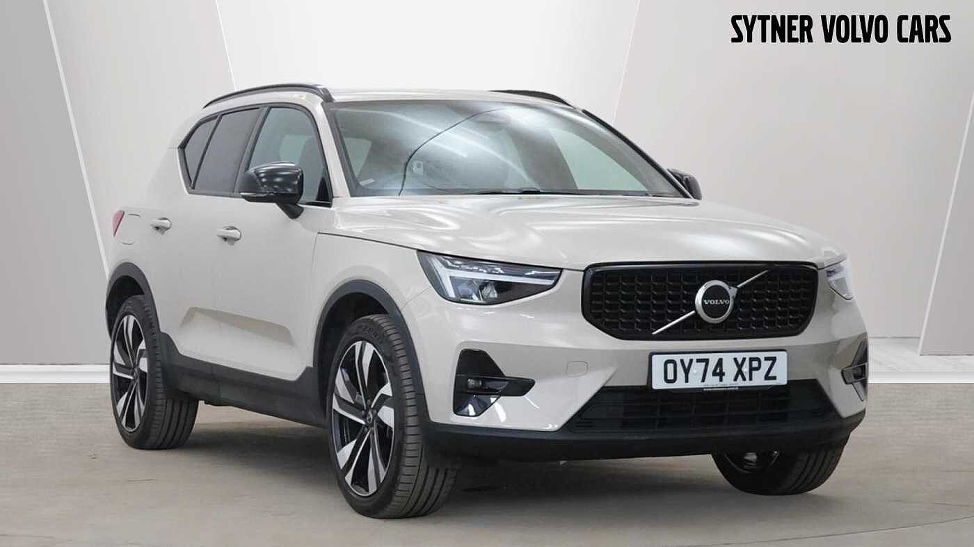 Main listing image - Volvo XC40