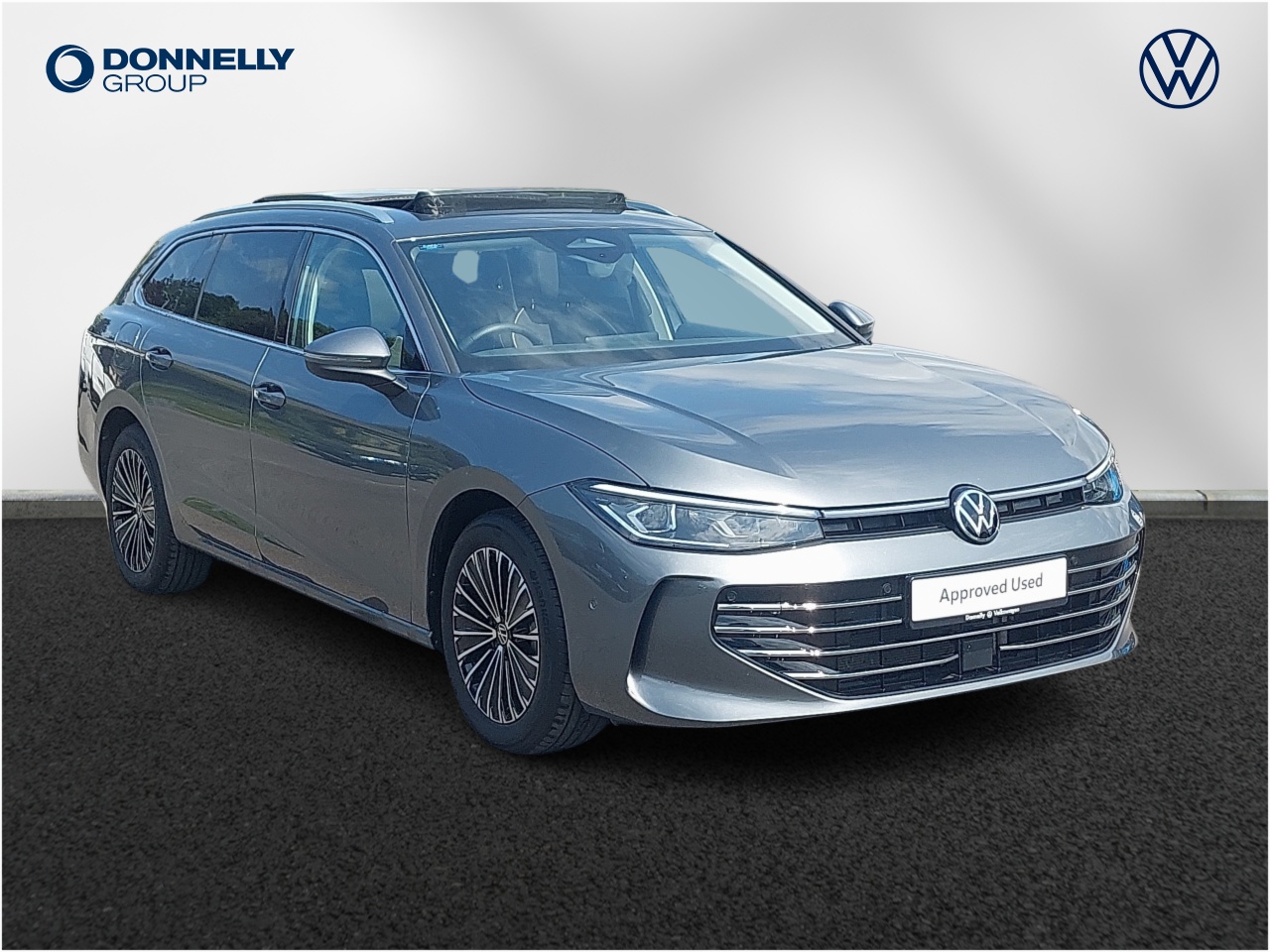 Main listing image - Volkswagen Passat Estate