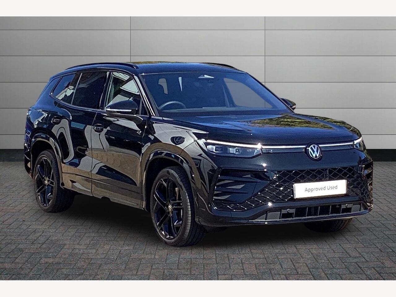 Main listing image - Volkswagen Tayron