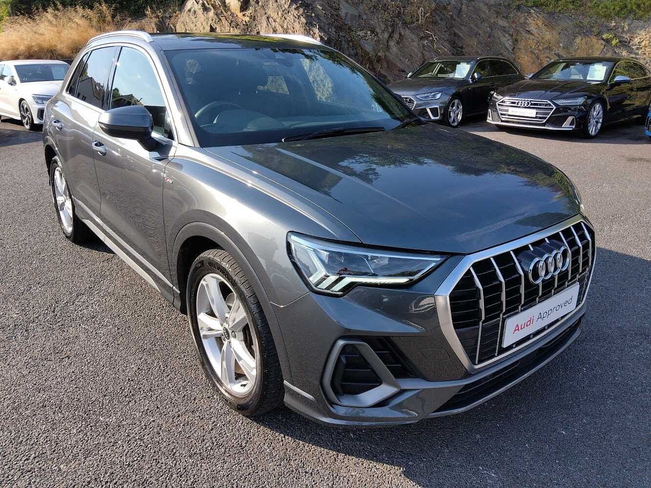 Main listing image - Audi Q3