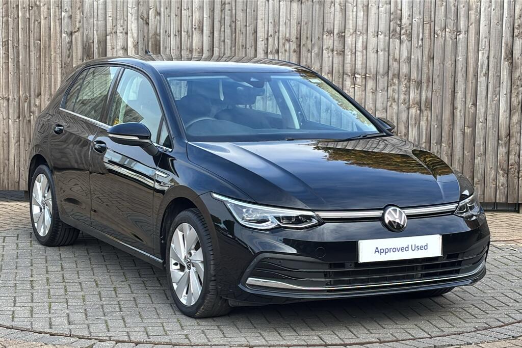 Main listing image - Volkswagen Golf