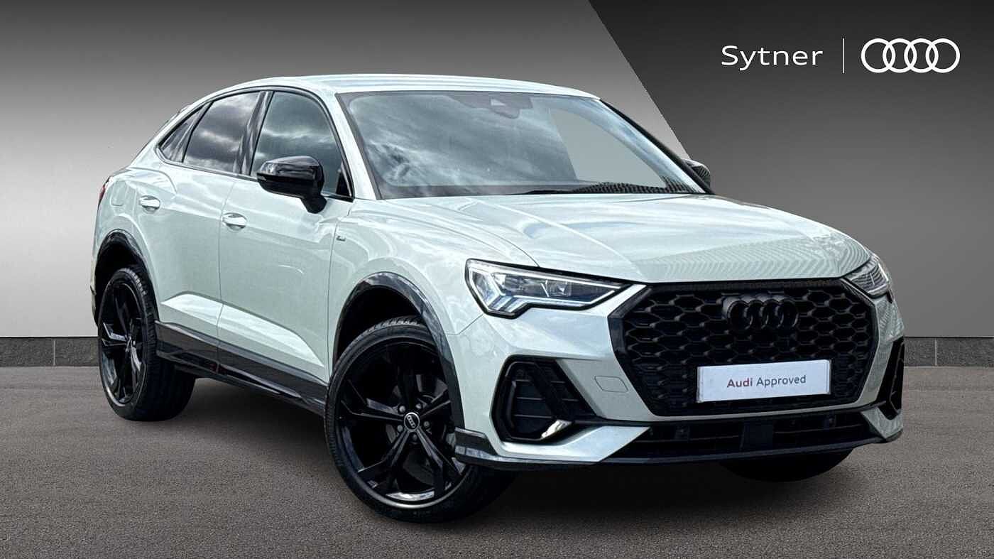 Main listing image - Audi Q3