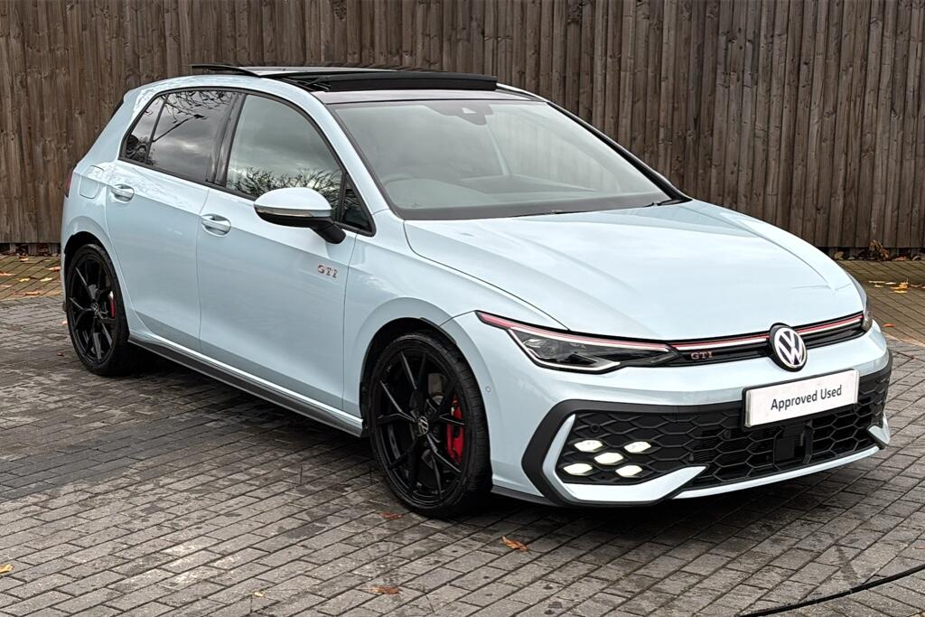 Main listing image - Volkswagen Golf GTI