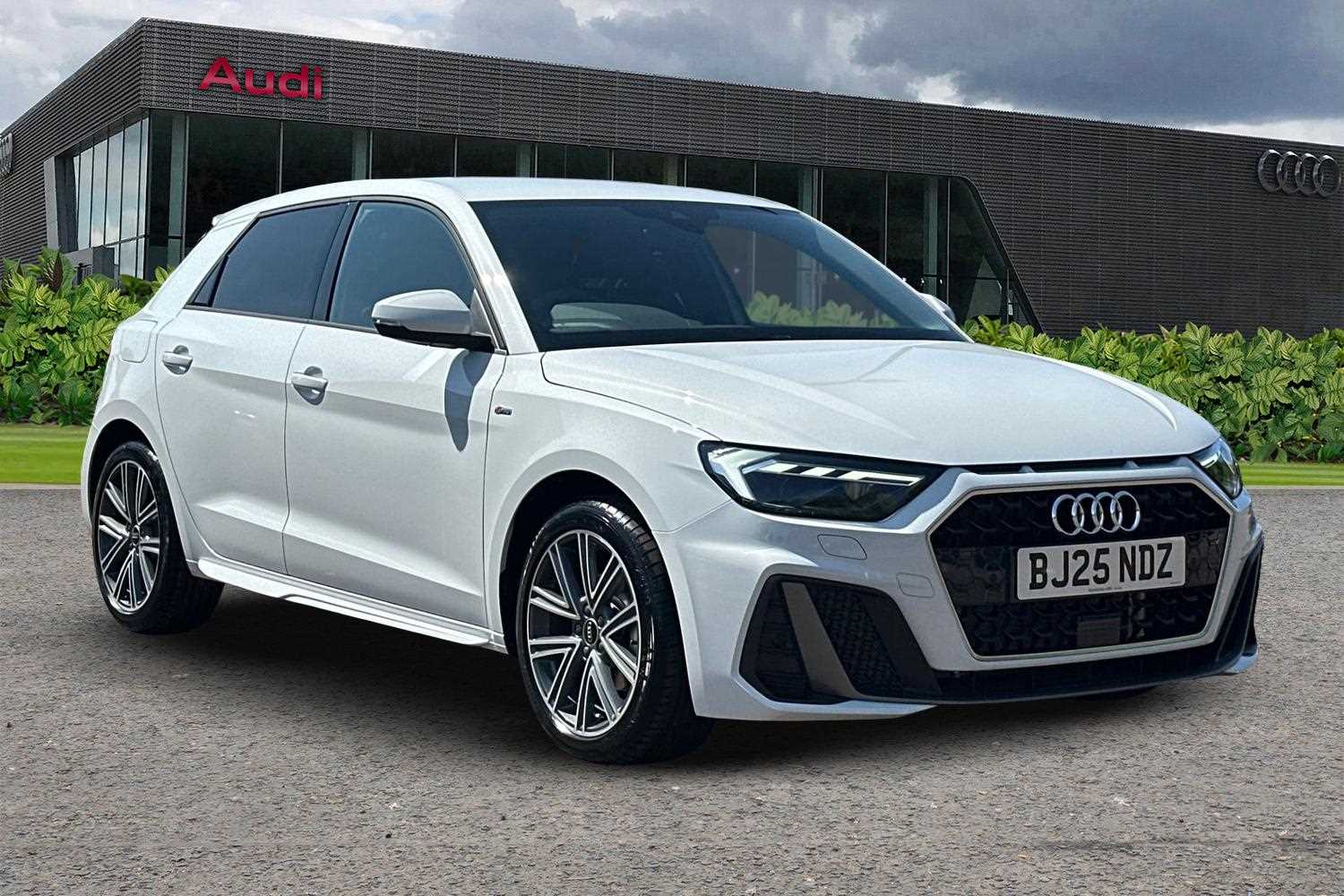 Main listing image - Audi A1