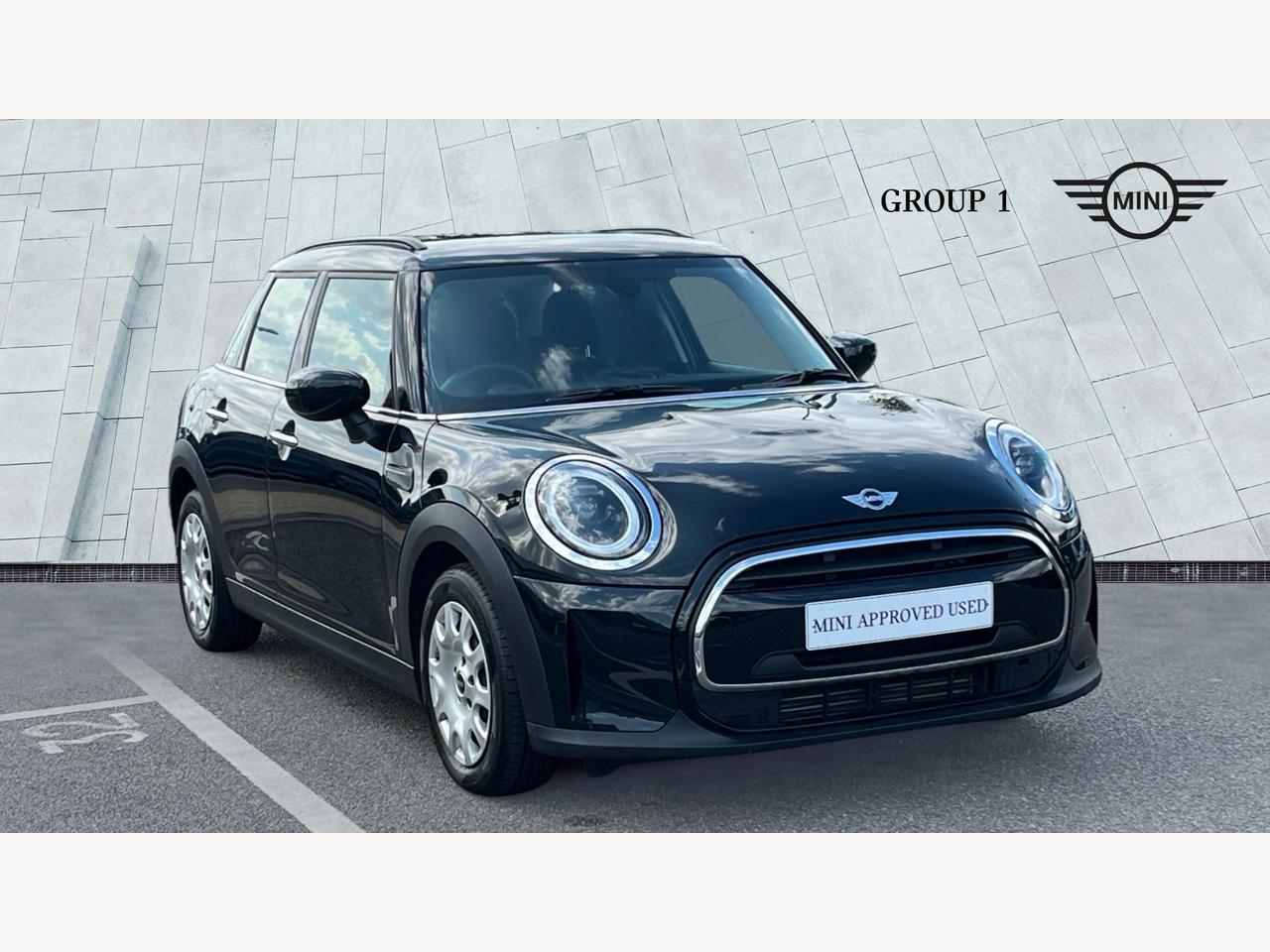Main listing image - MINI Hatchback 5dr