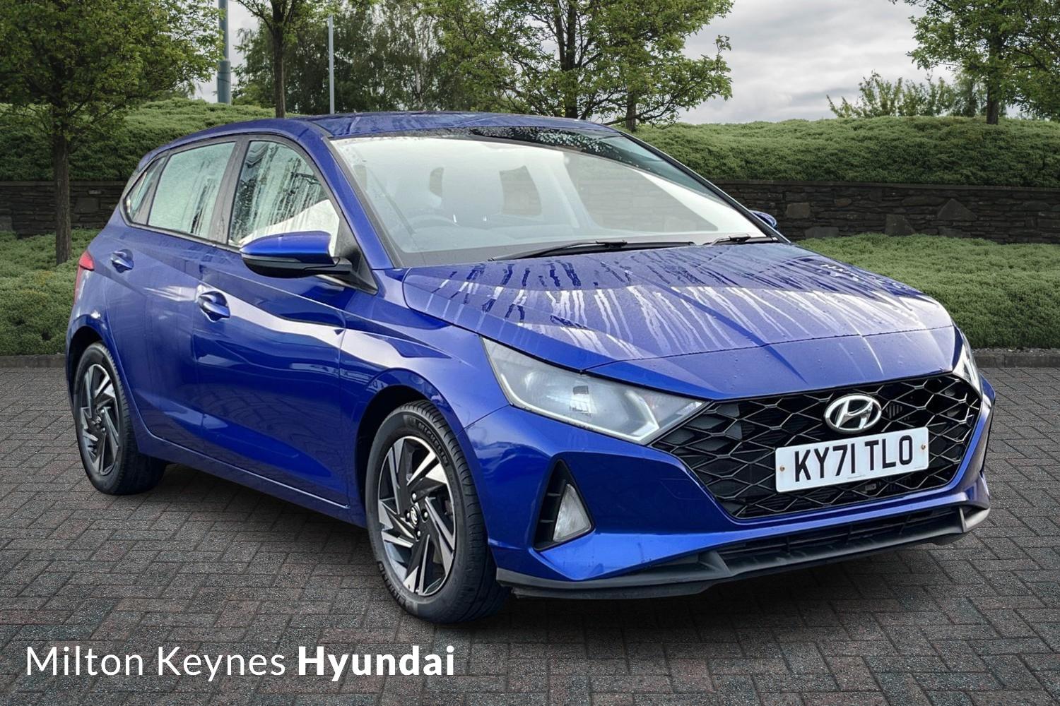 Main listing image - Hyundai i20