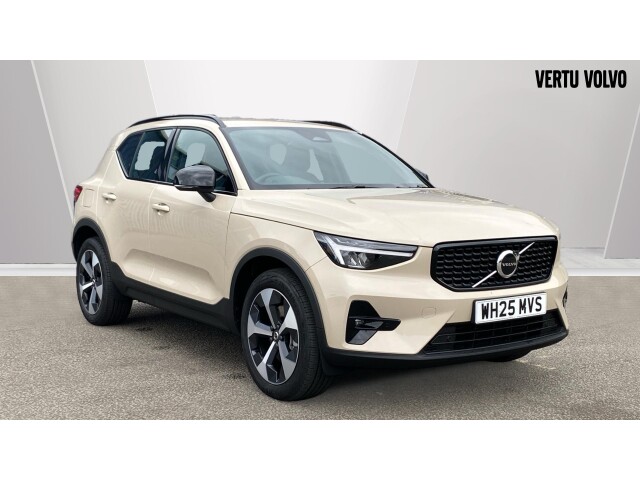 Main listing image - Volvo XC40