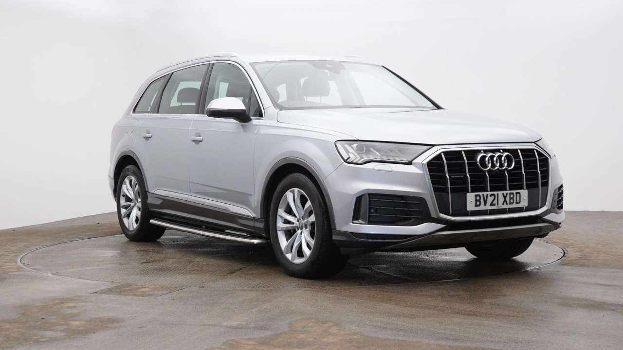 Main listing image - Audi Q7