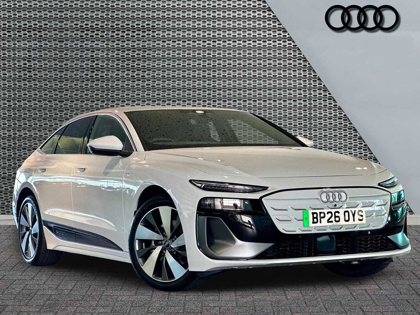 Main listing image - Audi A6