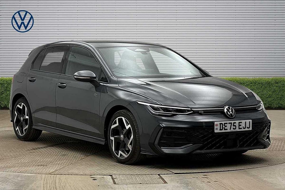 Main listing image - Volkswagen Golf