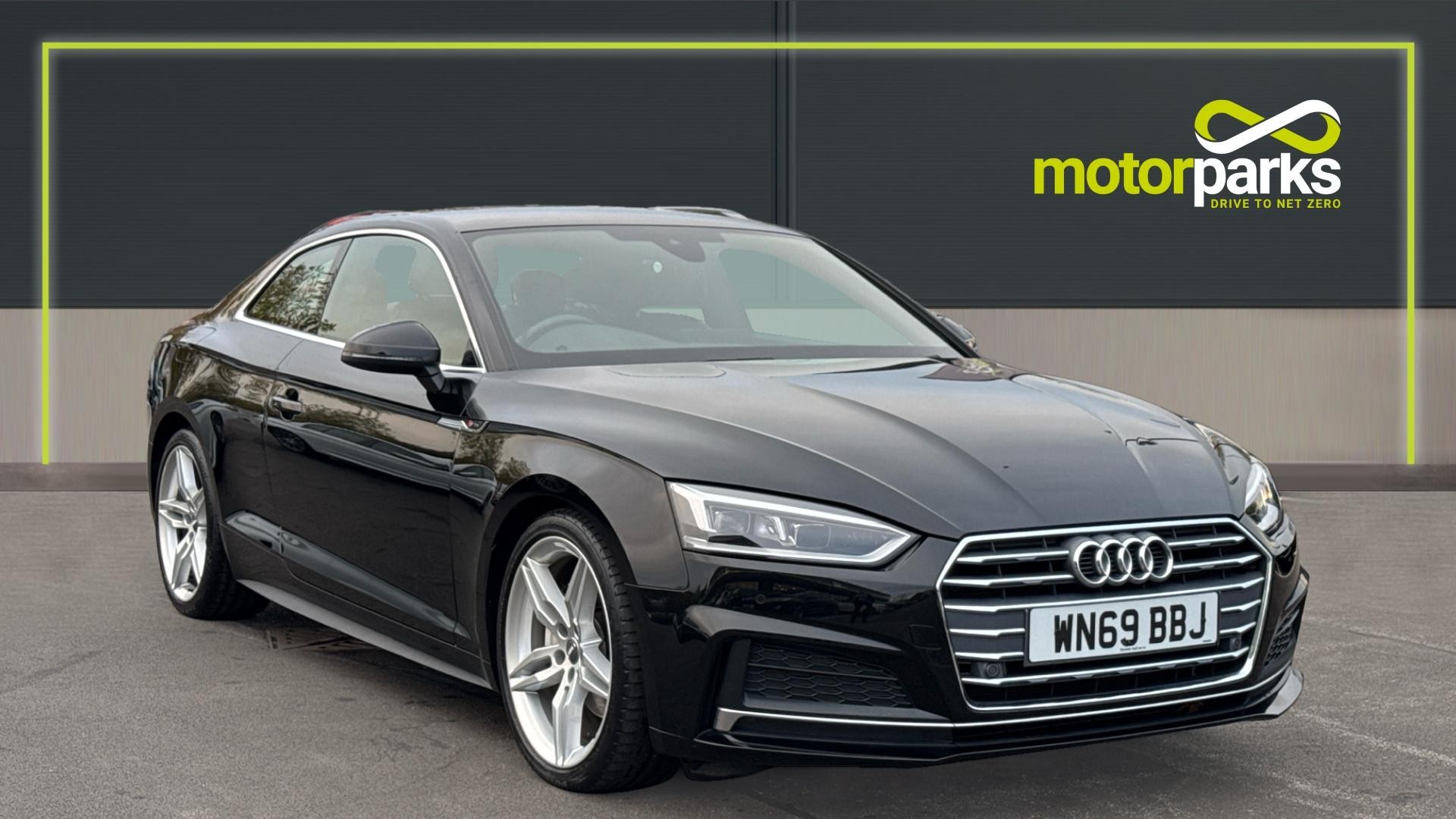 Main listing image - Audi A5