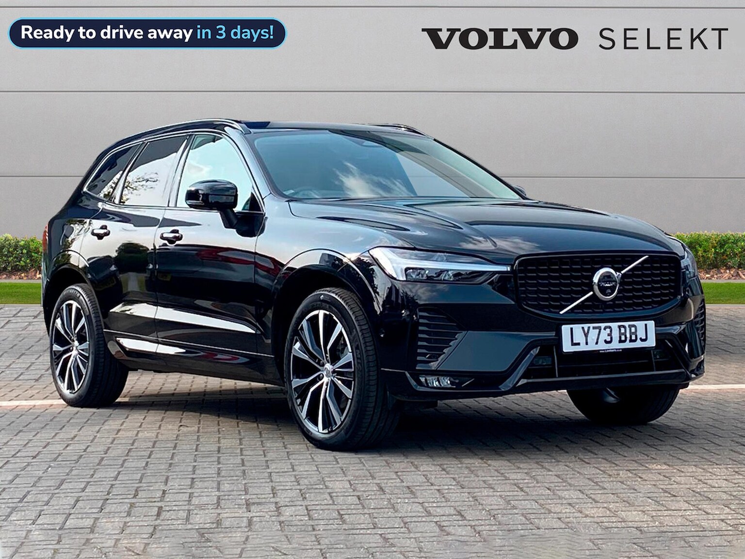 Main listing image - Volvo XC60