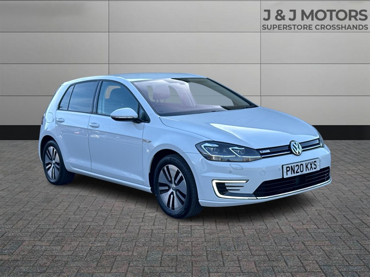 Main listing image - Volkswagen e-Golf