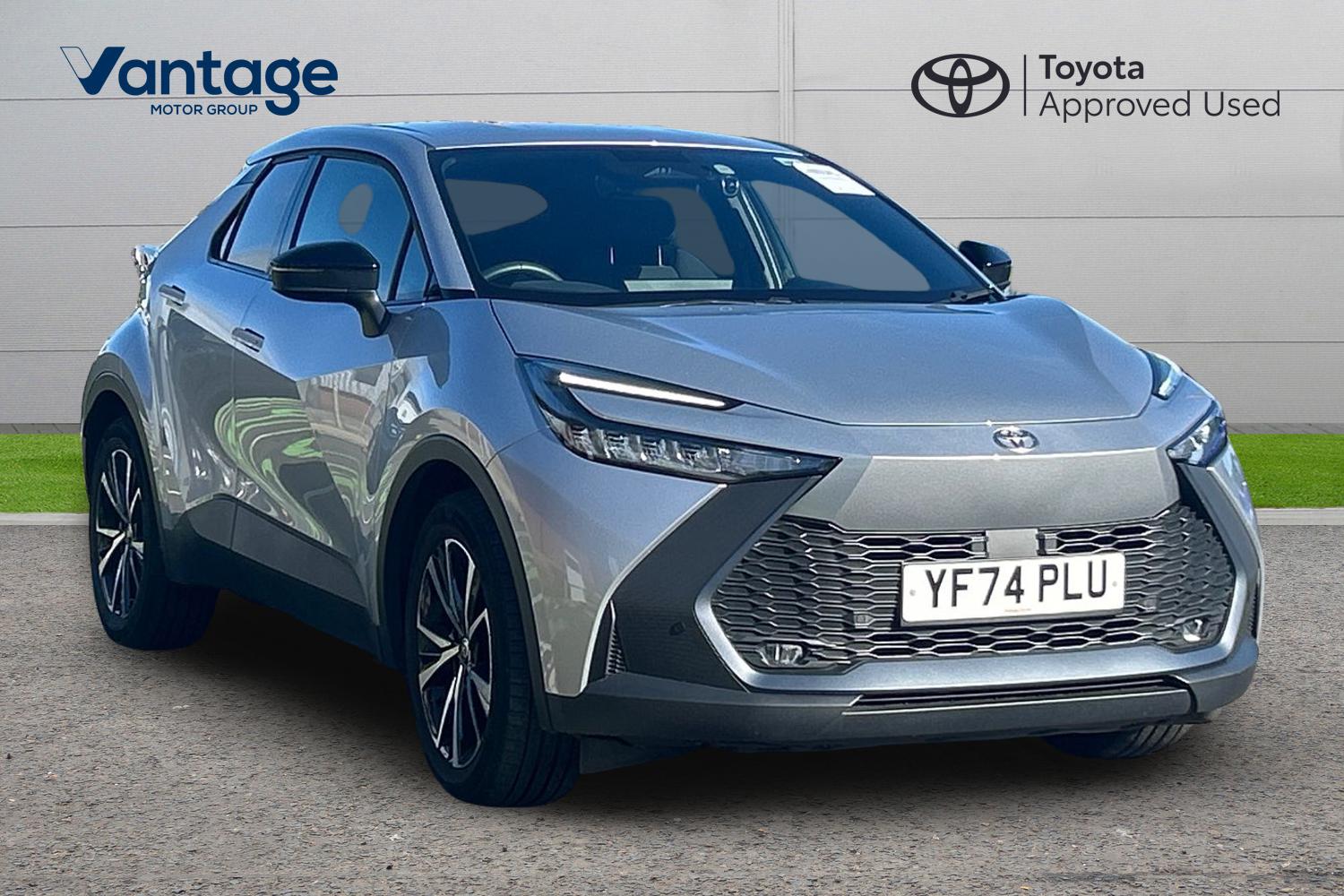 Main listing image - Toyota C-HR