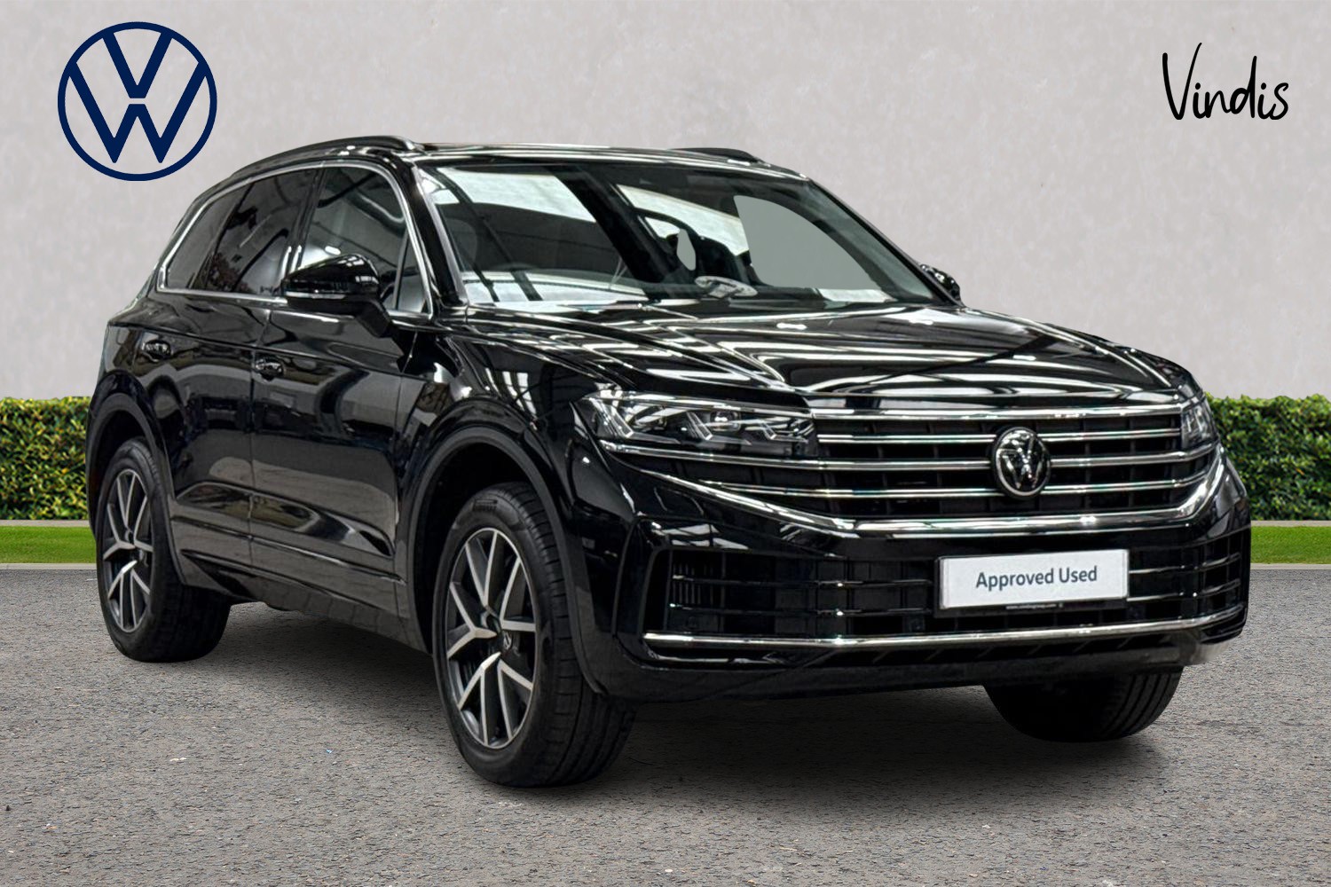 Main listing image - Volkswagen Touareg