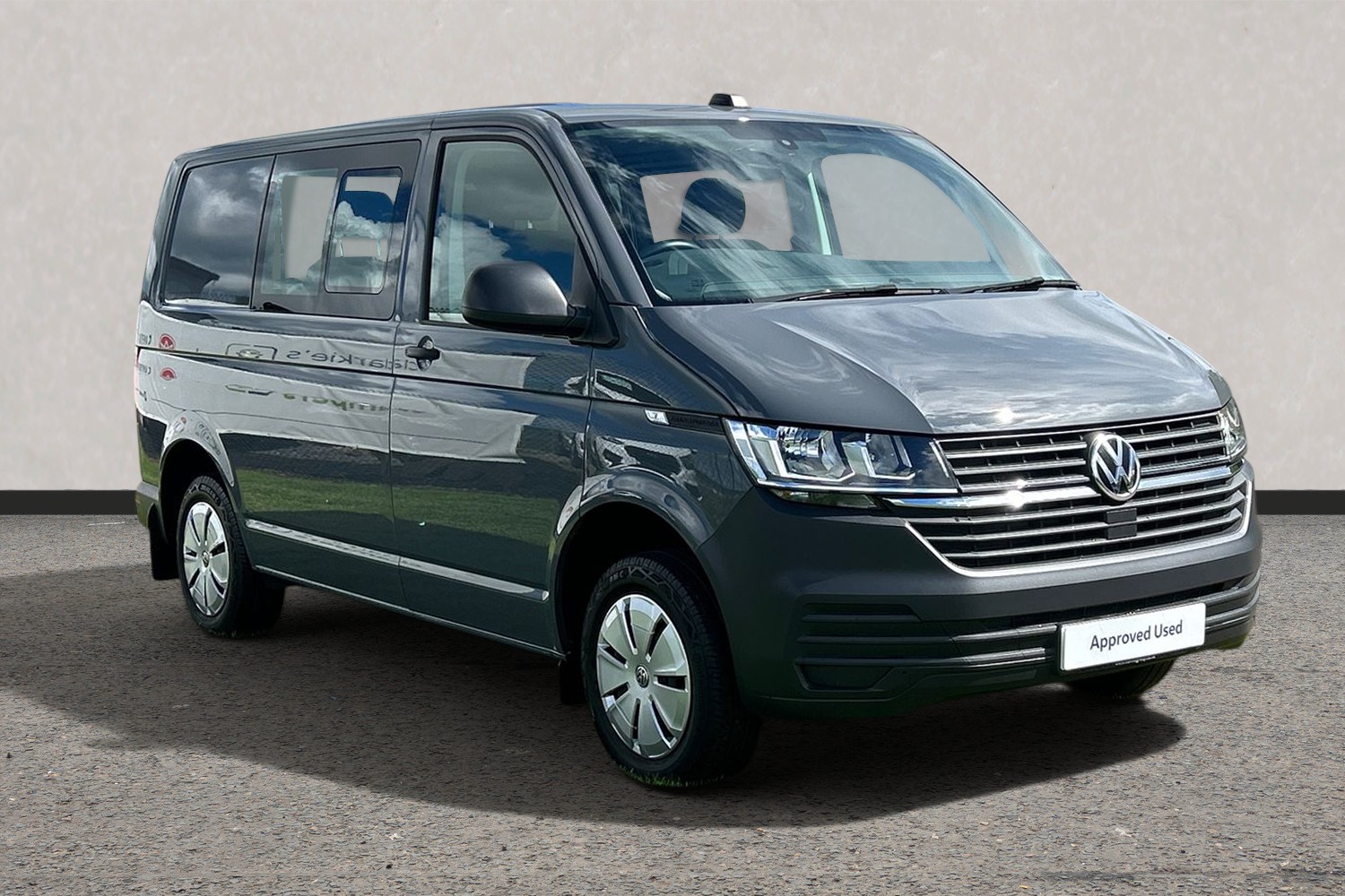 Main listing image - Volkswagen Transporter