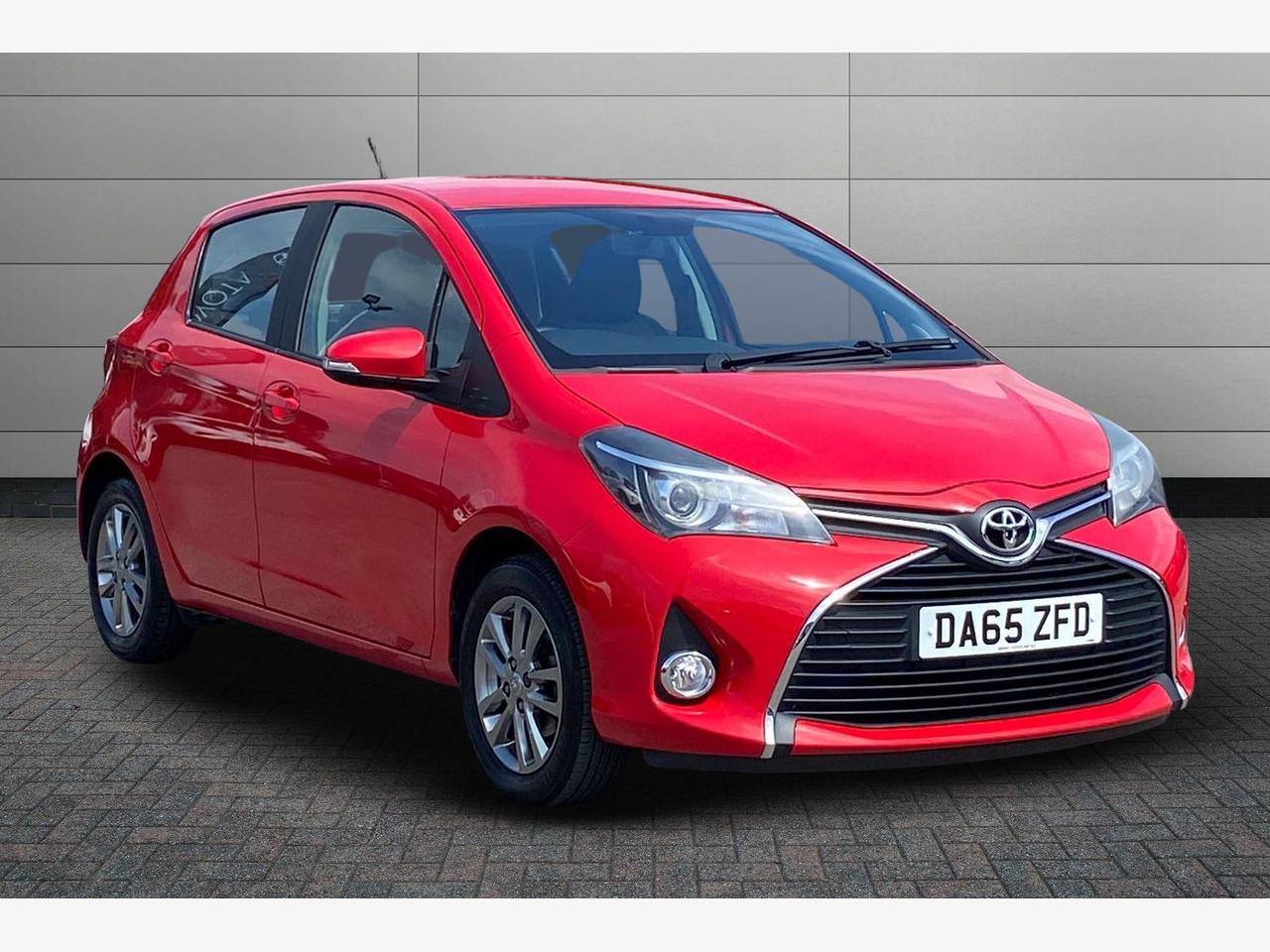Main listing image - Toyota Yaris