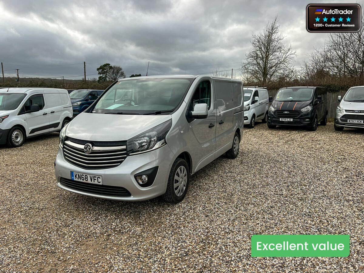 Main listing image - Vauxhall Vivaro