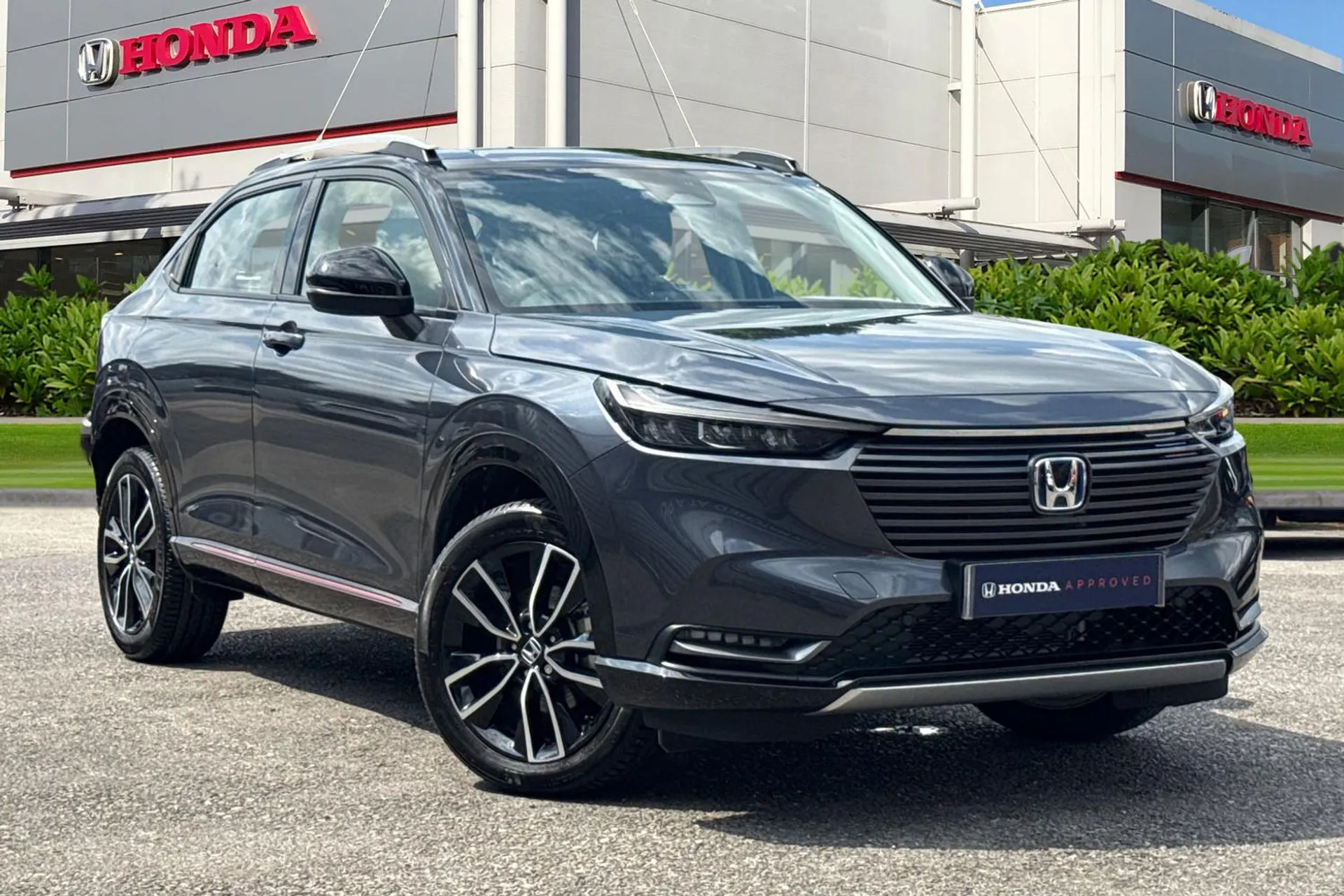 Main listing image - Honda HR-V