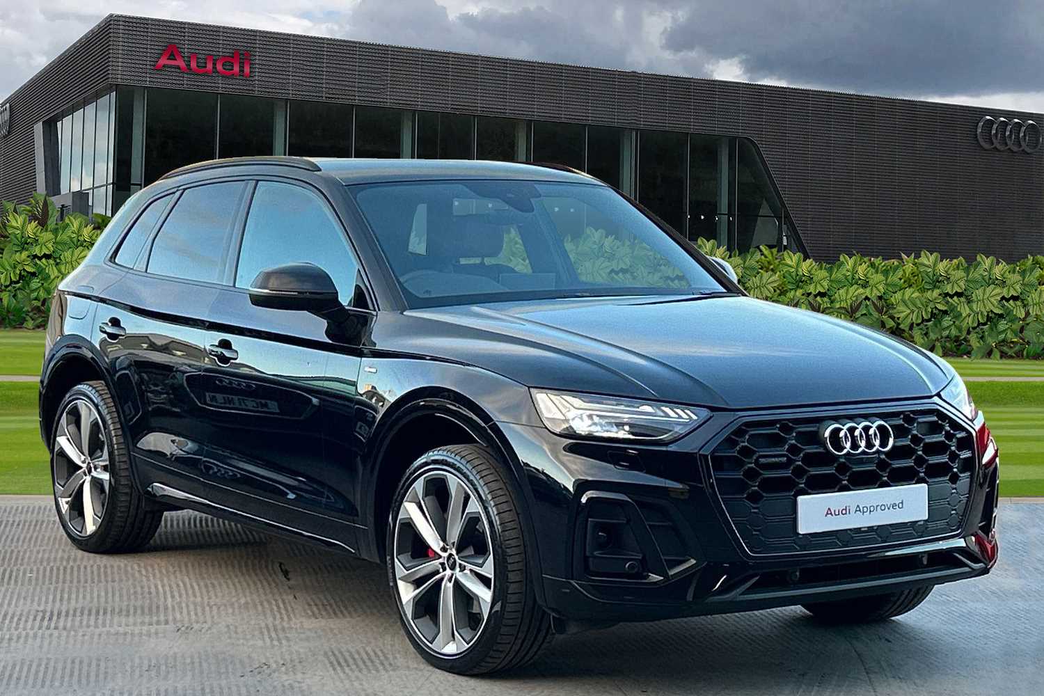 Main listing image - Audi Q5