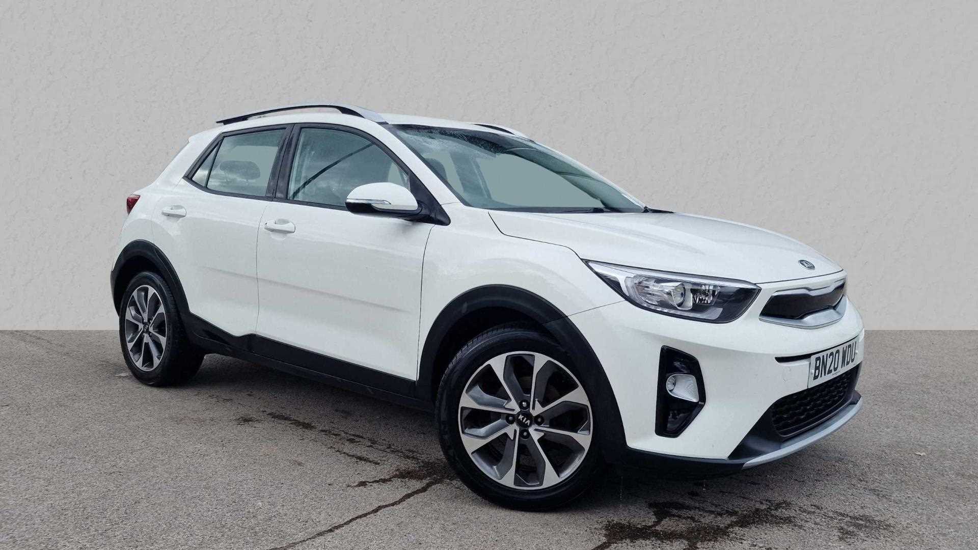 Main listing image - Kia Stonic
