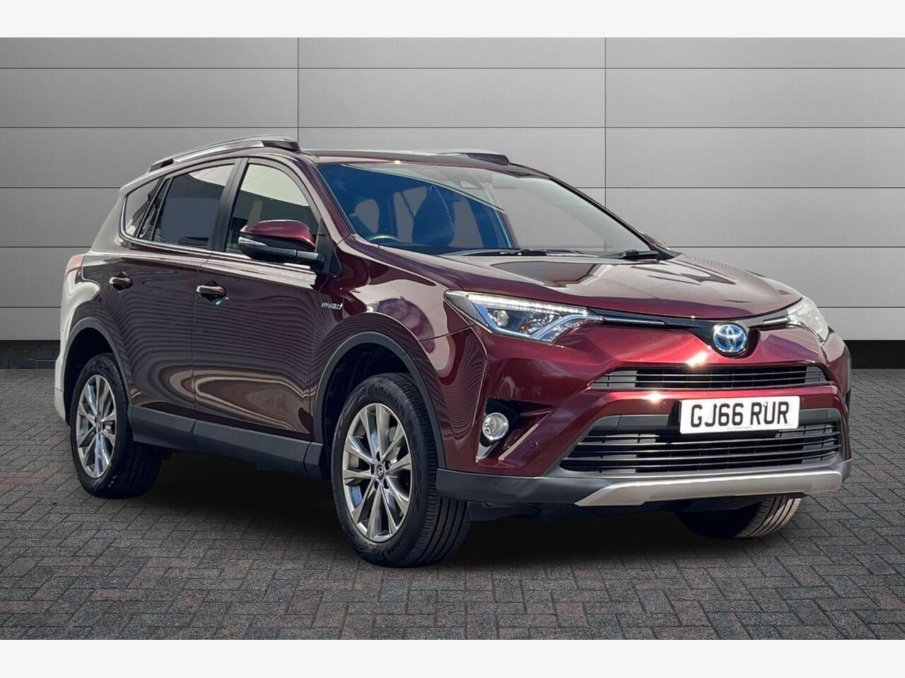 Main listing image - Toyota RAV4