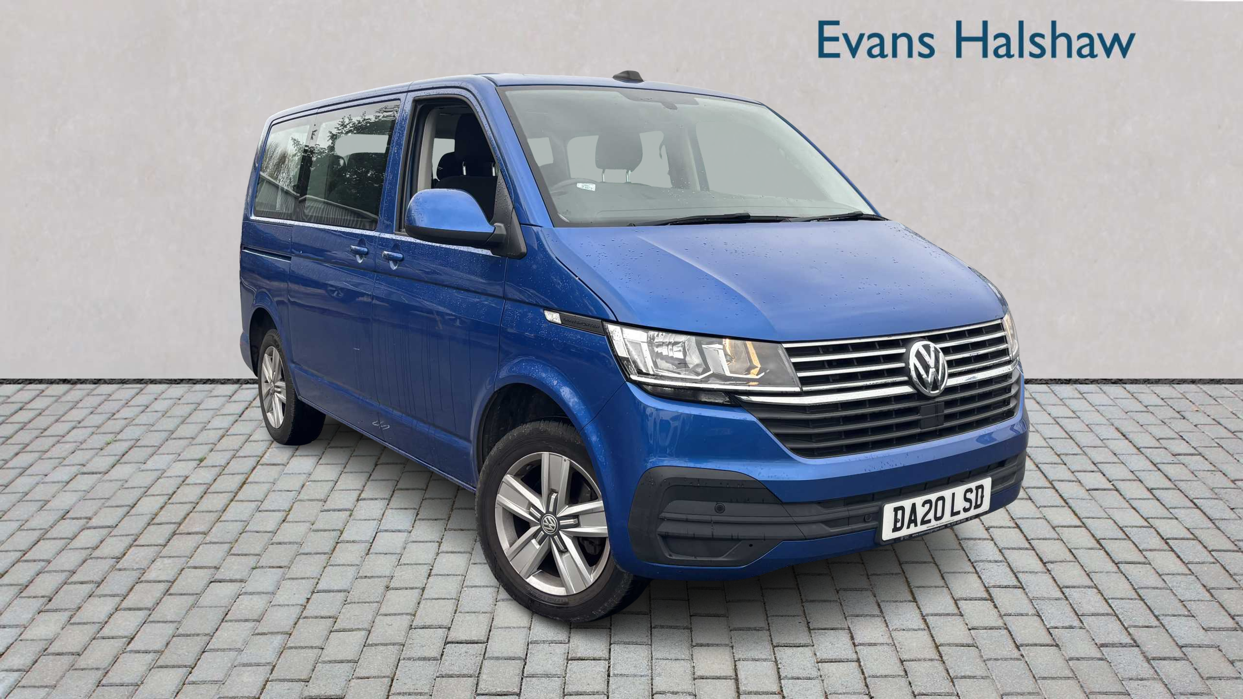 Main listing image - Volkswagen Transporter Shuttle