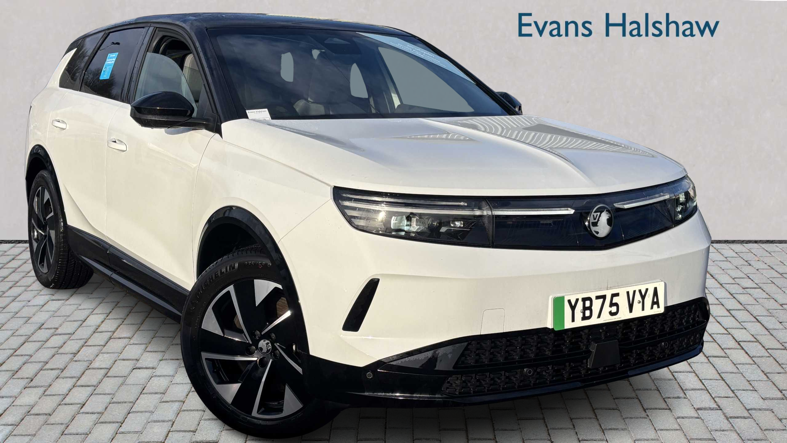 Main listing image - Vauxhall Grandland