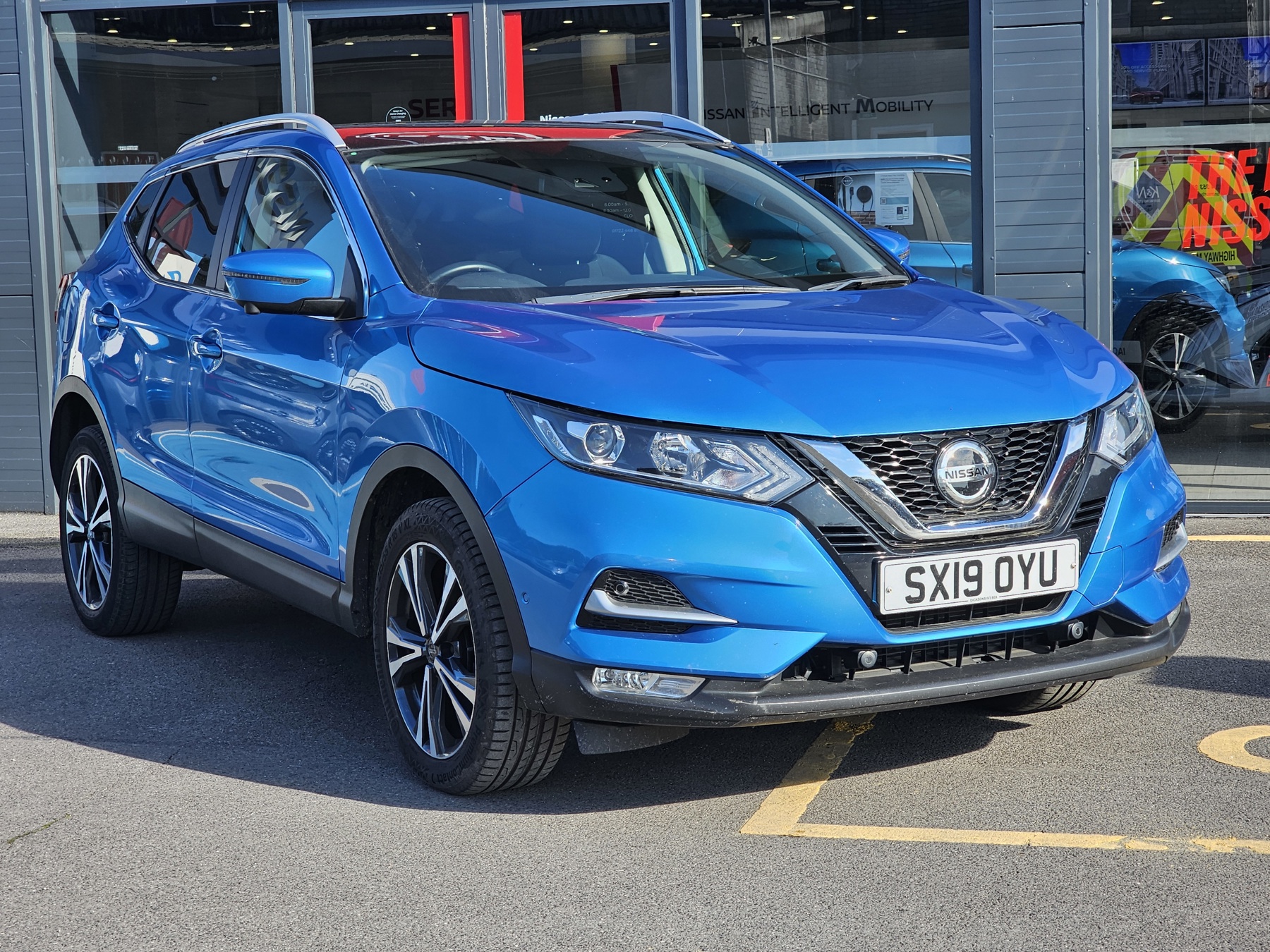 Main listing image - Nissan Qashqai