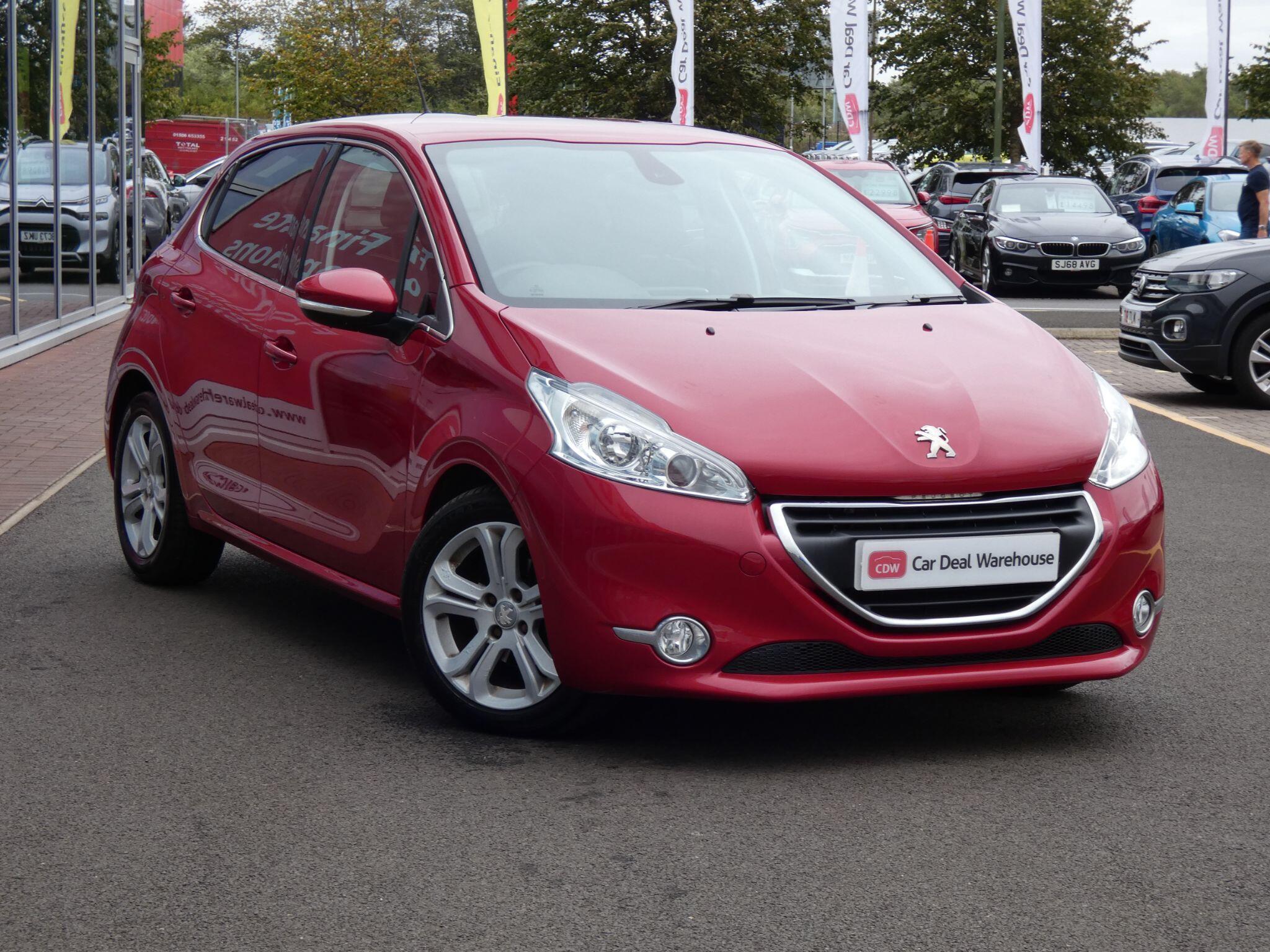 Main listing image - Peugeot 208