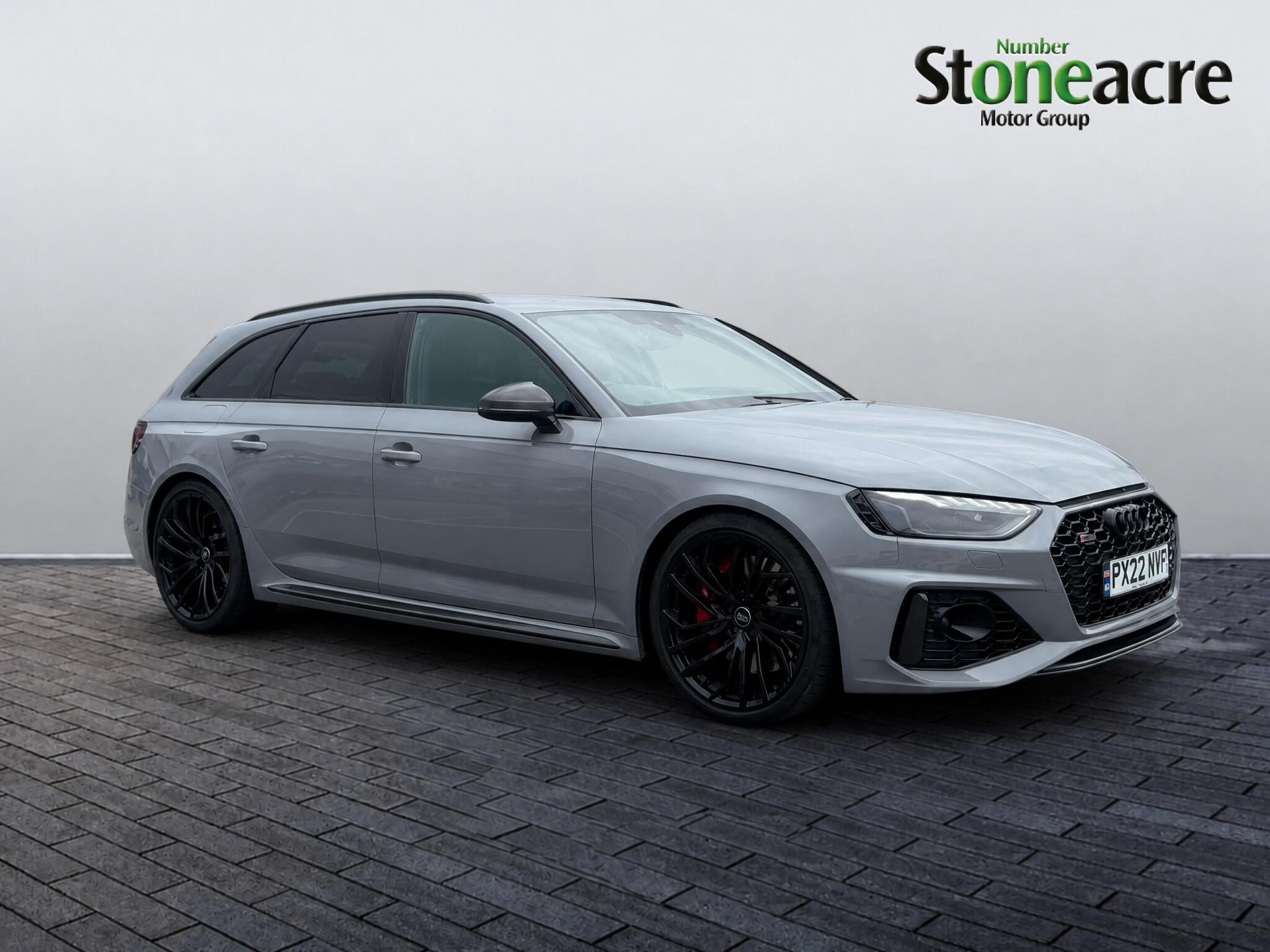 Main listing image - Audi RS4