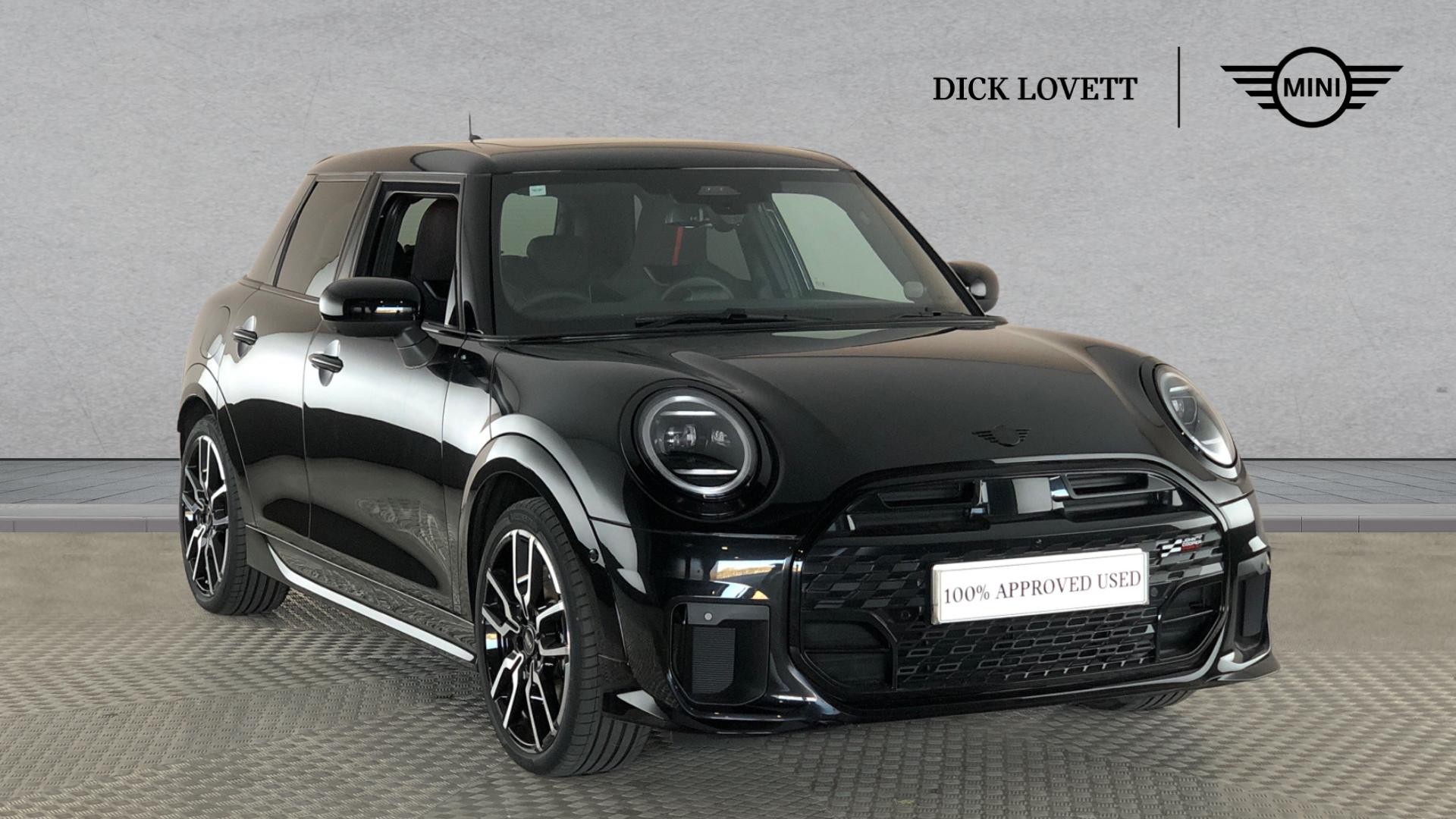 Main listing image - MINI Hatchback 5dr