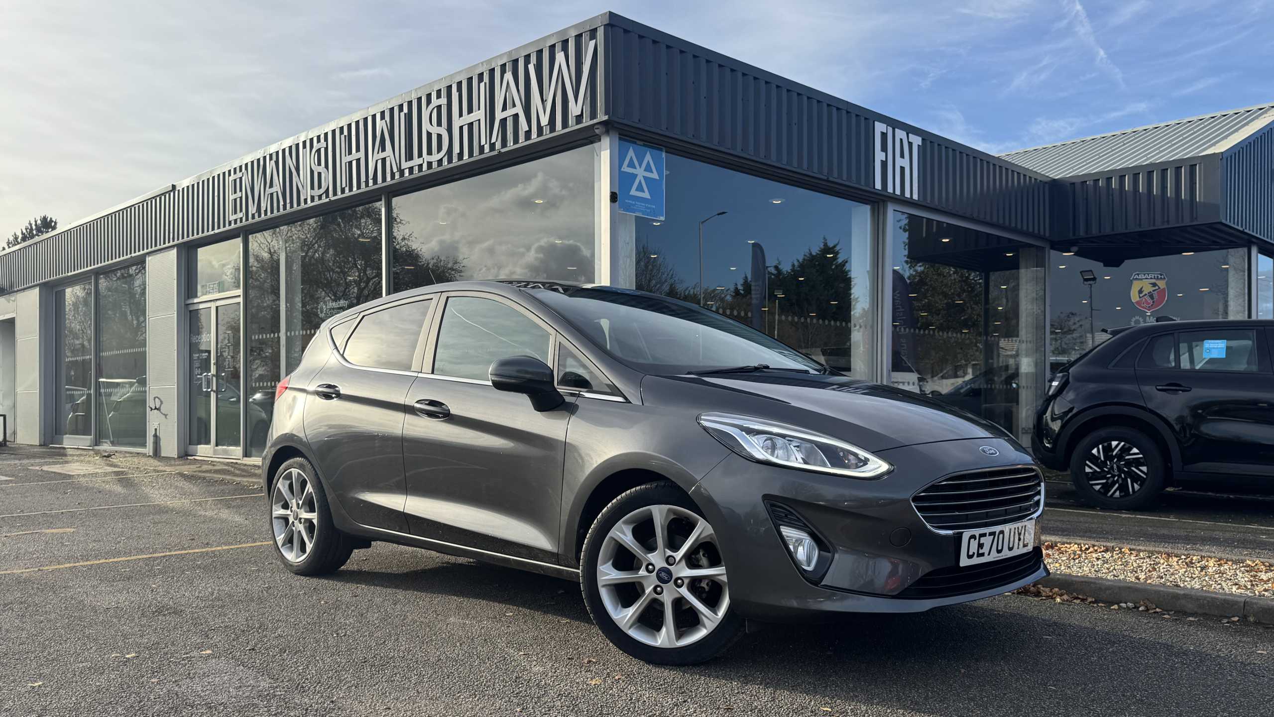 Main listing image - Ford Fiesta