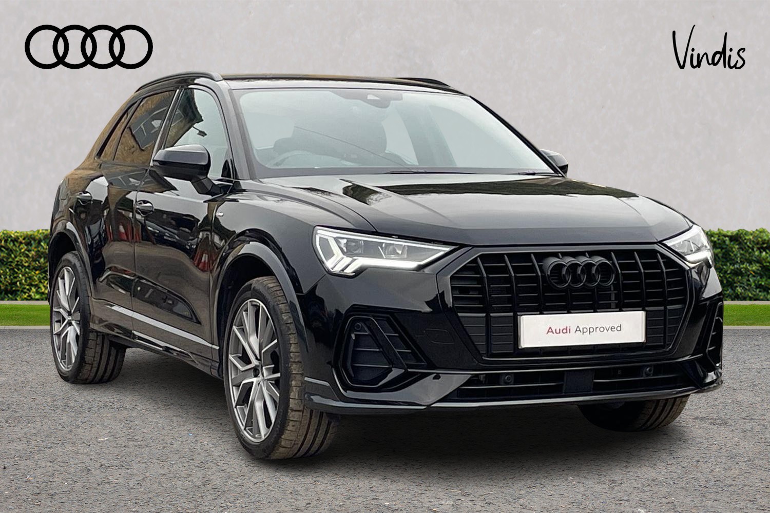 Main listing image - Audi Q3