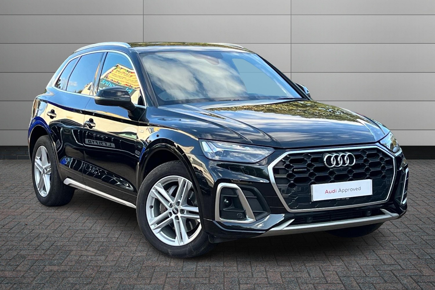 Main listing image - Audi Q5