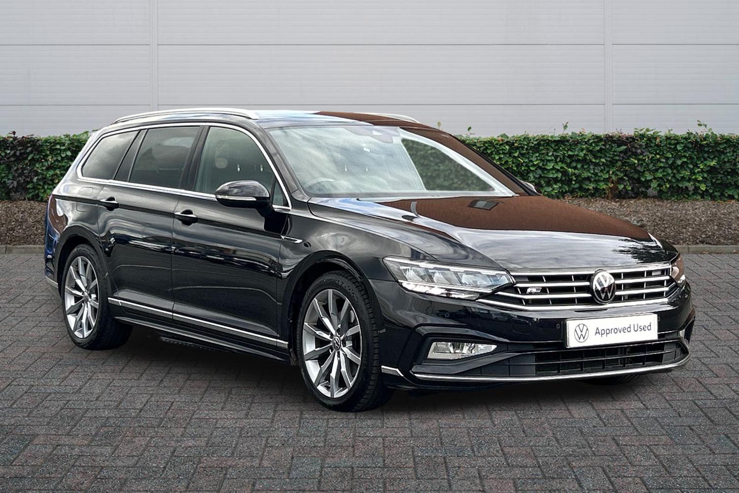 Main listing image - Volkswagen Passat
