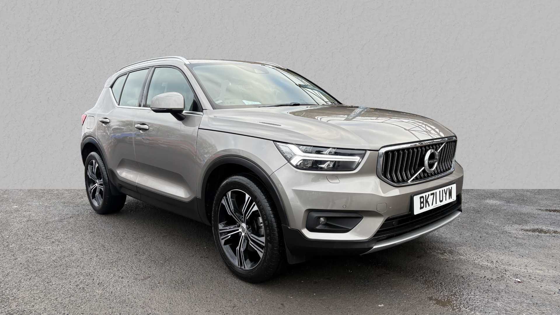 Main listing image - Volvo XC40