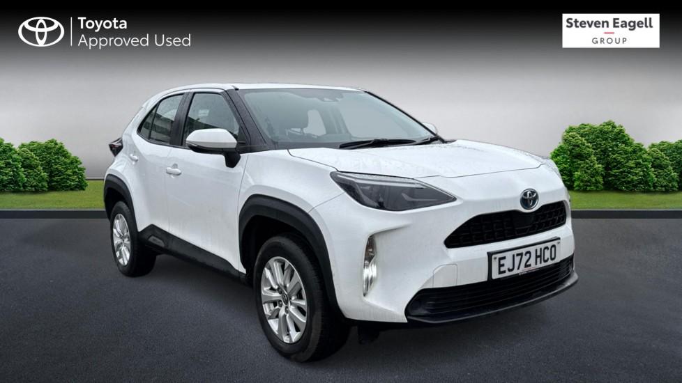 Main listing image - Toyota Yaris Cross