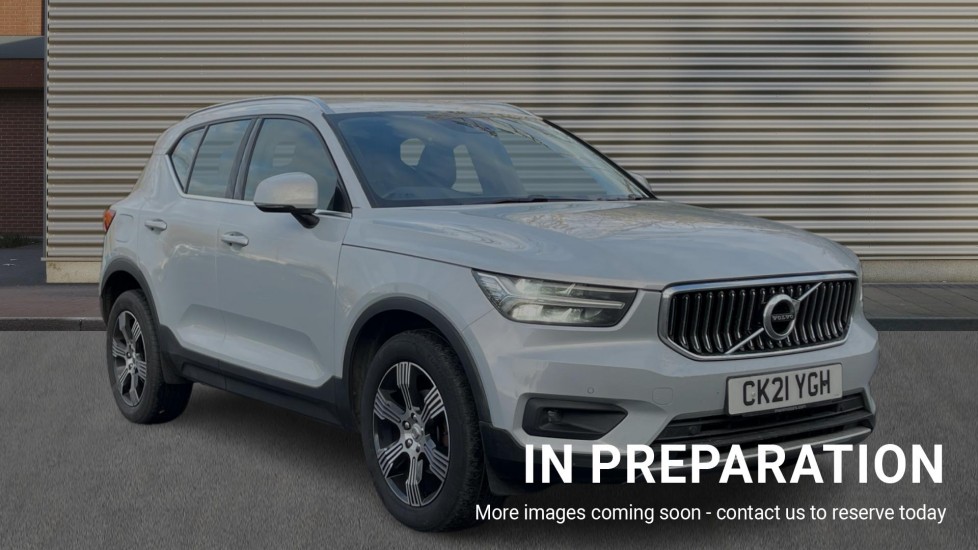 Main listing image - Volvo XC40