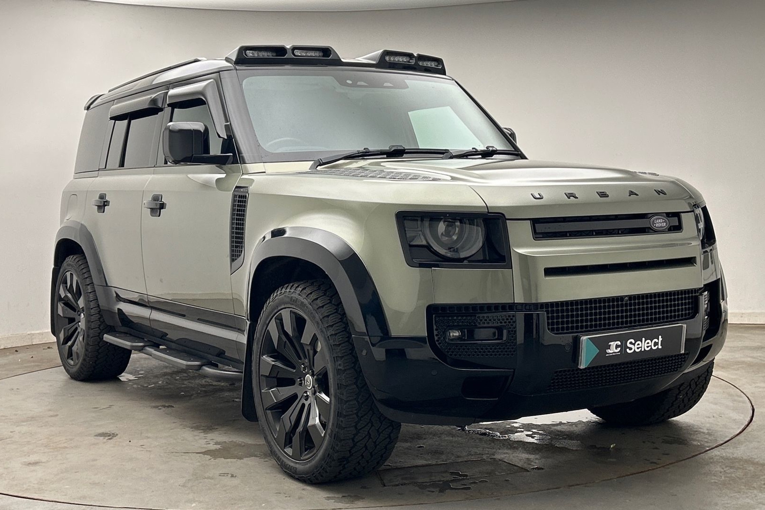 Main listing image - Land Rover Defender