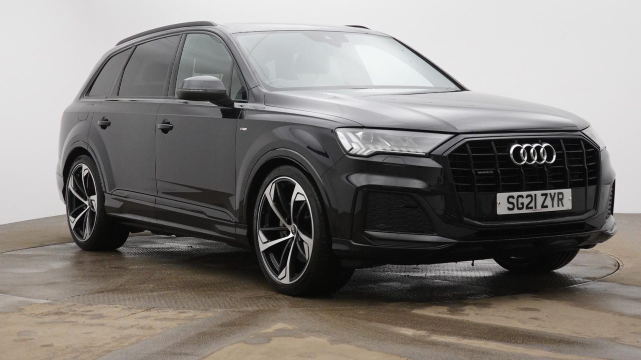 Main listing image - Audi Q7