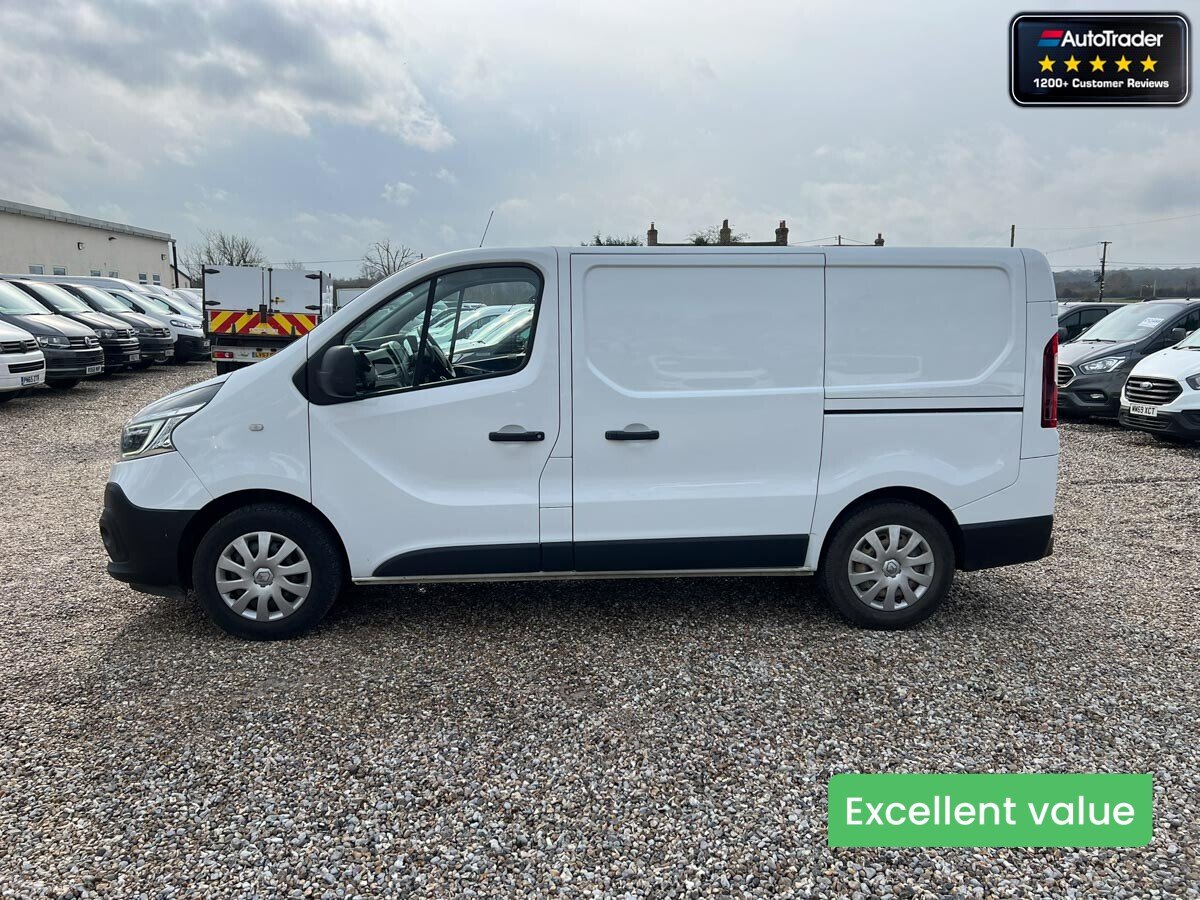 Main listing image - Renault Trafic