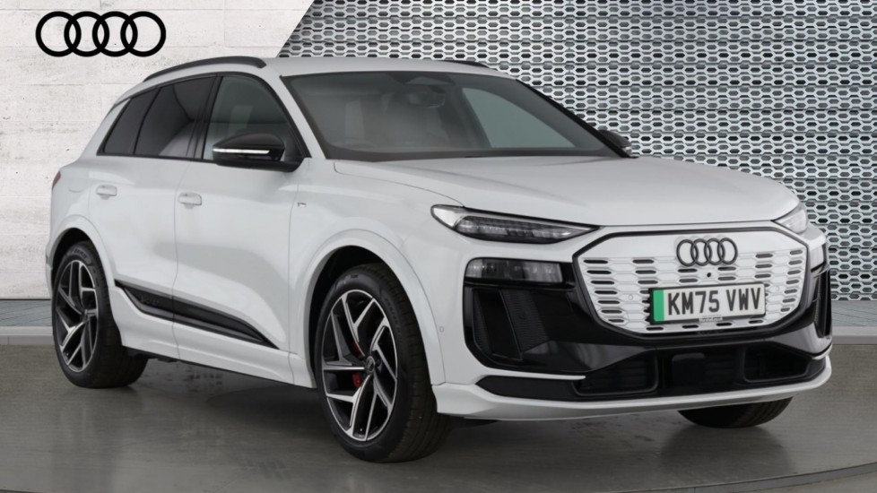 Main listing image - Audi Q6 e-tron