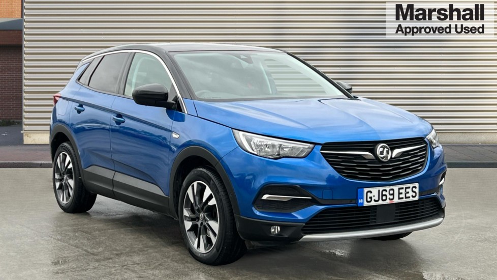 Main listing image - Vauxhall Grandland X