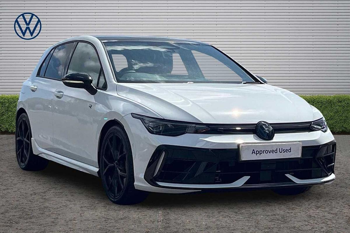 Main listing image - Volkswagen Golf