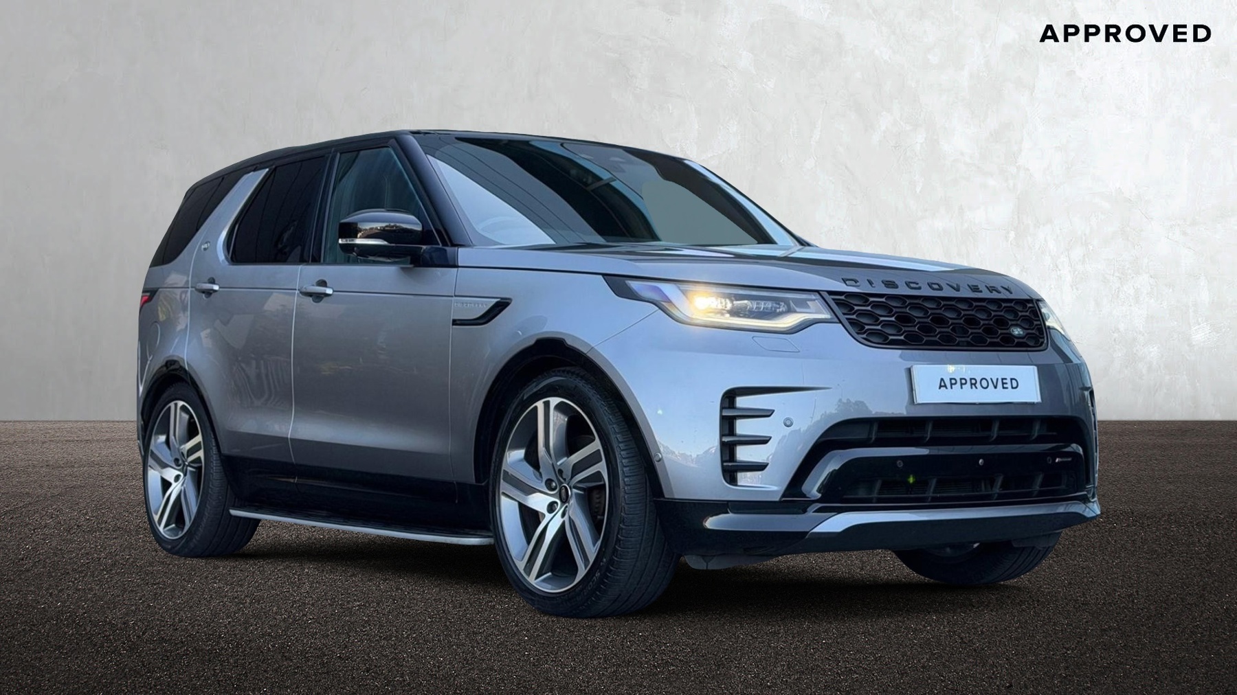 Main listing image - Land Rover Discovery